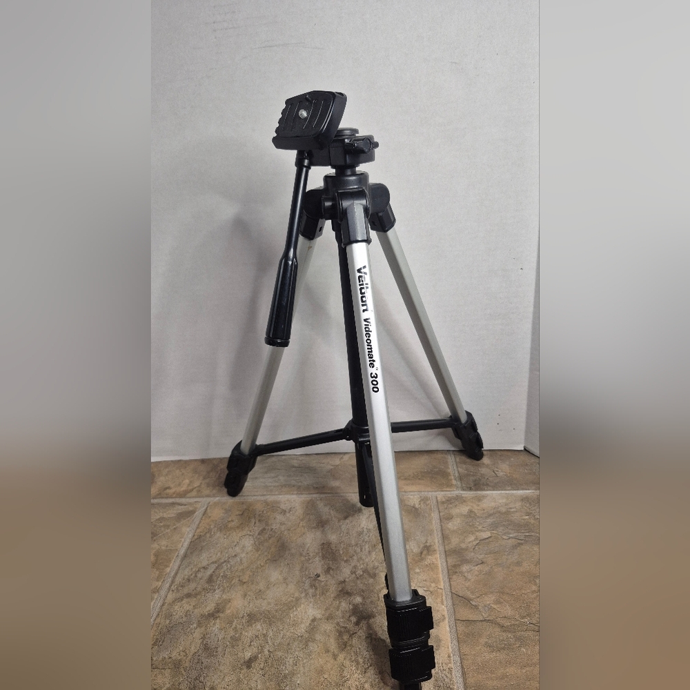 Videomate 300 Tripod Camera‎ Stand Black Silver Adjustable Photography Tripod